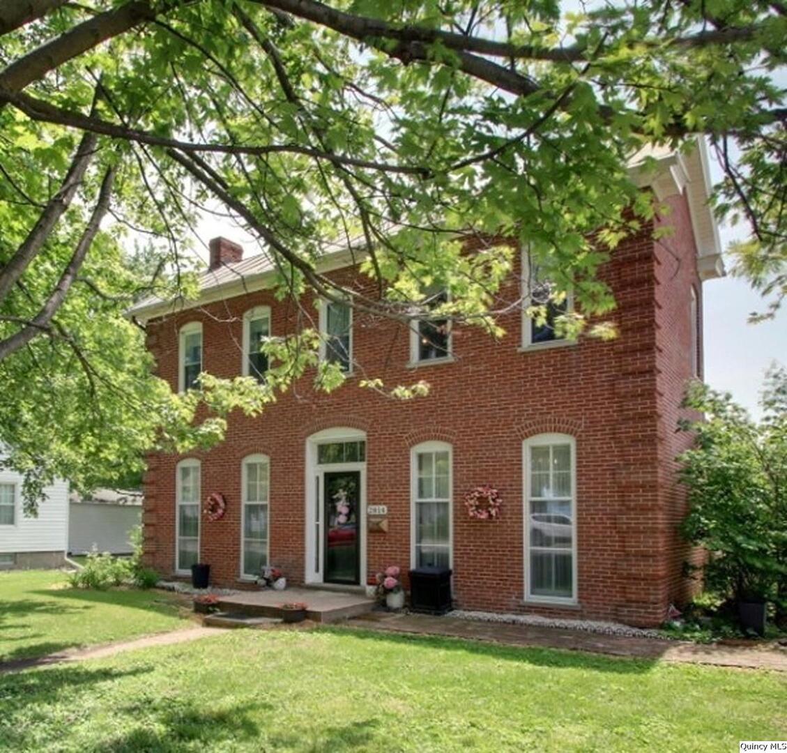 2814 Hampshire Street Quincy IL 62301