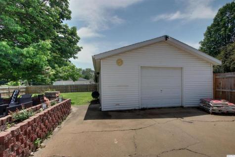 2814 Hampshire Street Quincy IL 62301
