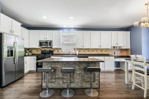 394 Rockland Avenue Elgin IL 60124