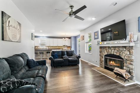 394 Rockland Avenue Elgin IL 60124