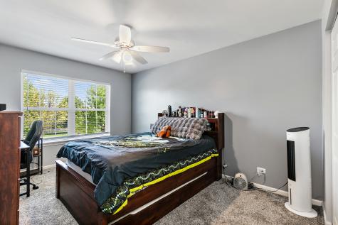 394 Rockland Avenue Elgin IL 60124