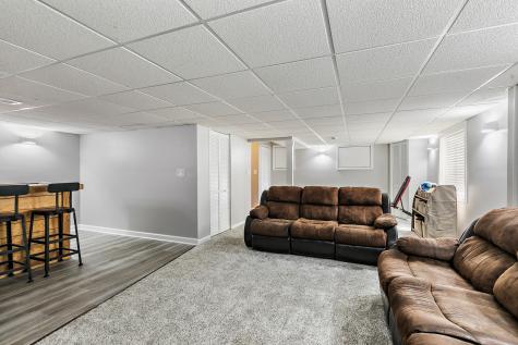 394 Rockland Avenue Elgin IL 60124