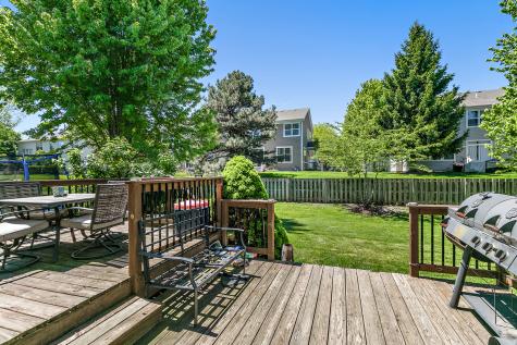 394 Rockland Avenue Elgin IL 60124