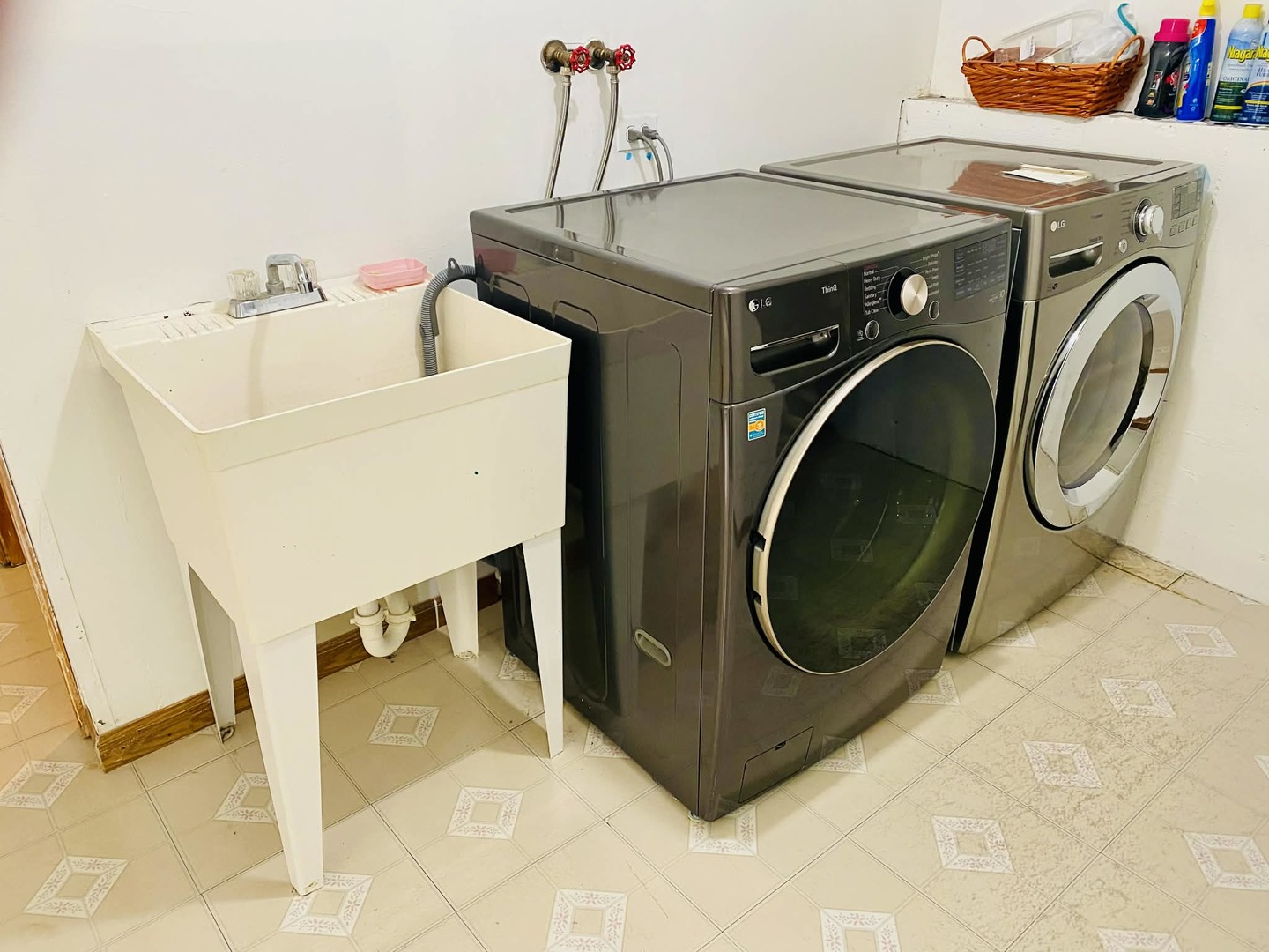 2415 South Normal Avenue Chicago IL 60616