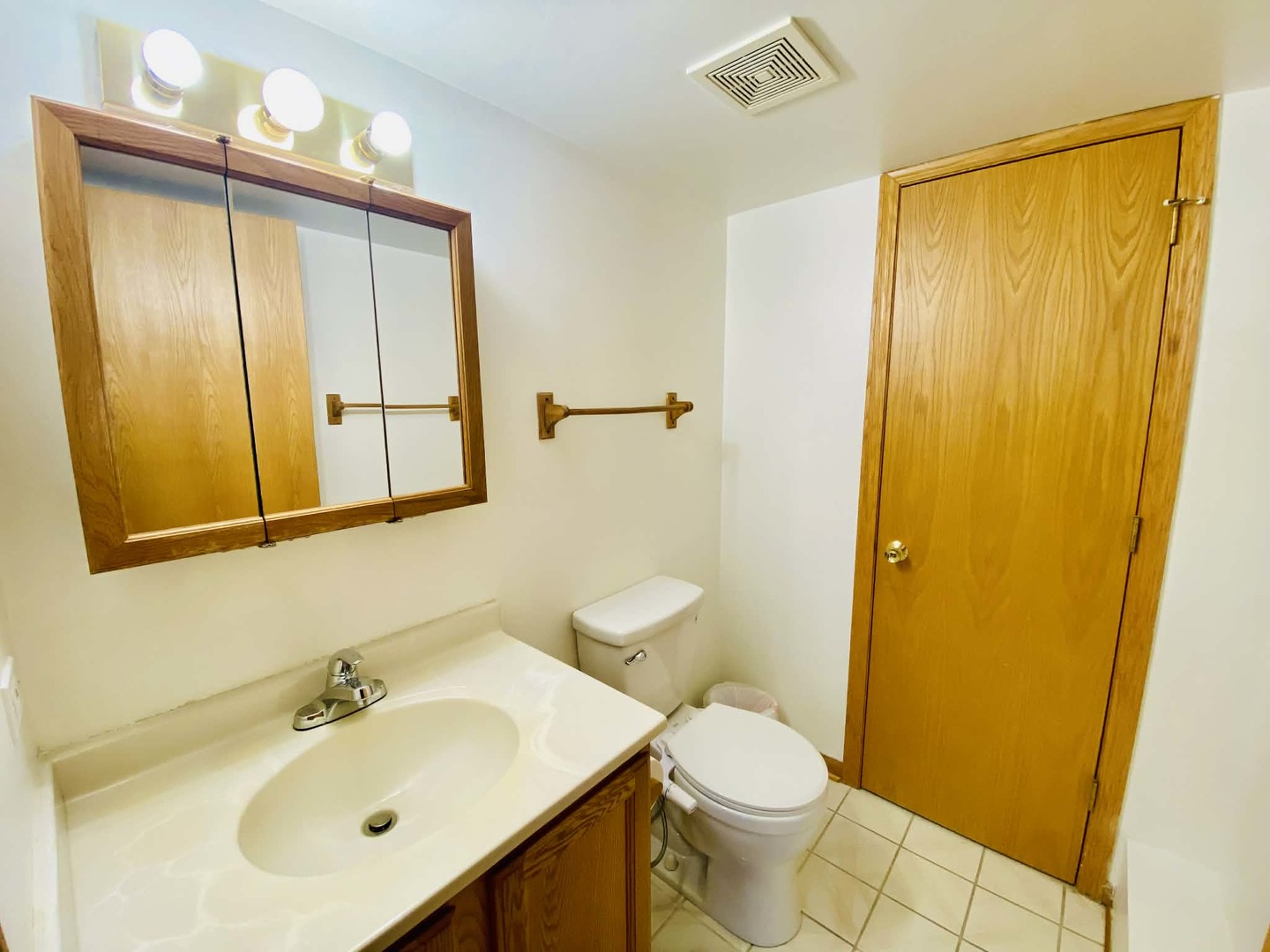 2415 South Normal Avenue Chicago IL 60616