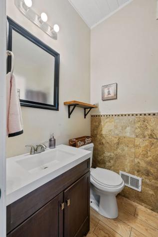 6N370 Maple Avenue Wood Dale IL 60191