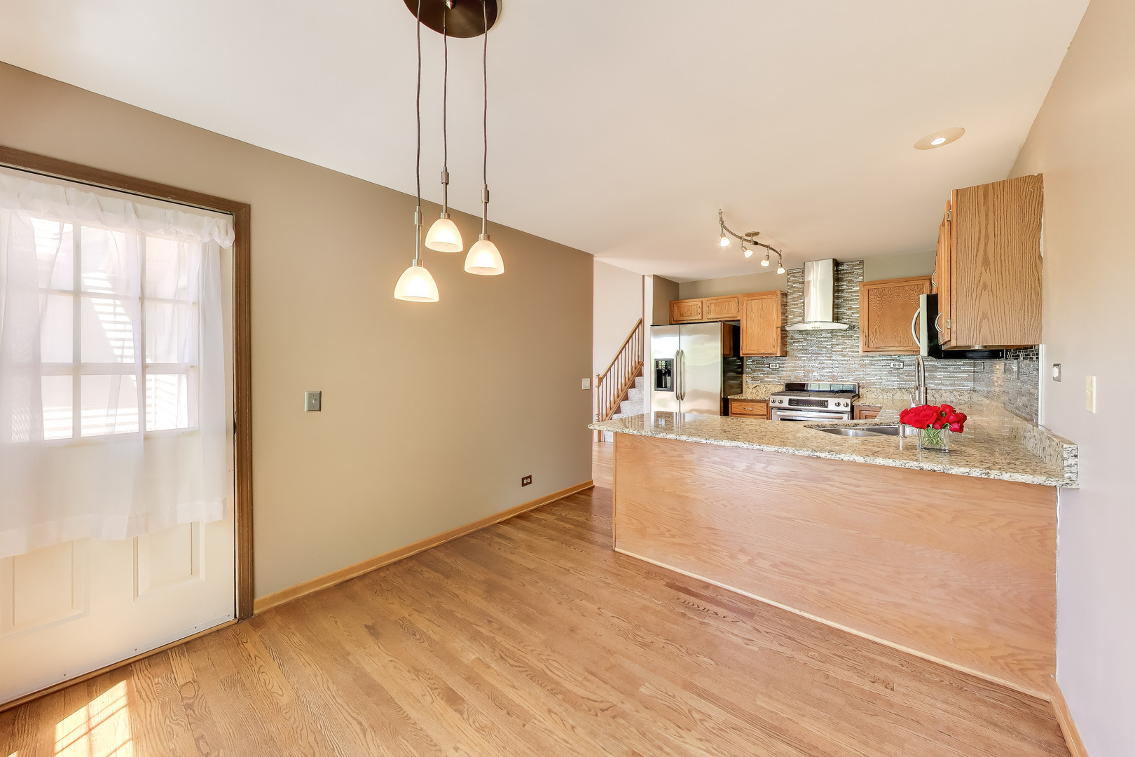 934 Viewpoint Drive Lake In The Hills IL 60156