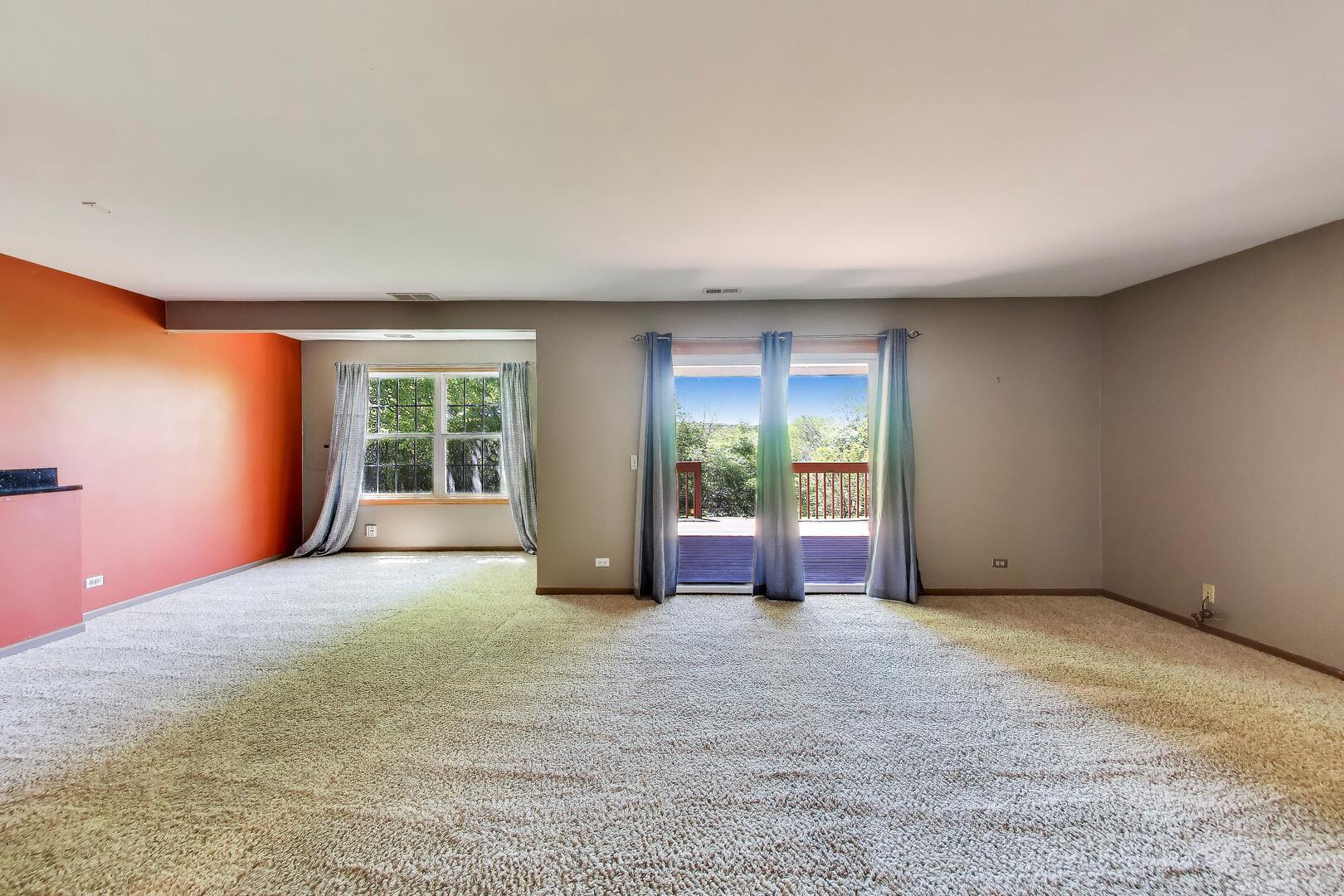 934 Viewpoint Drive Lake In The Hills IL 60156