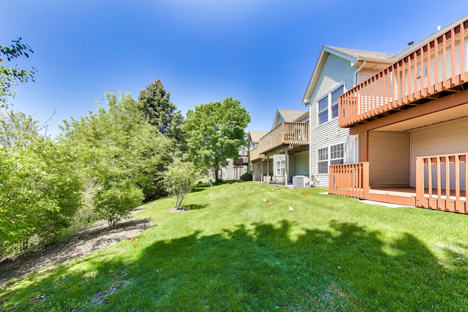 934 Viewpoint Drive Lake In The Hills IL 60156