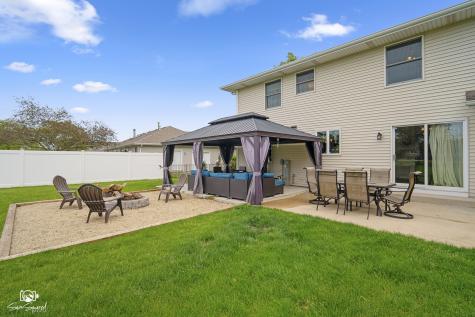 802 Andrea Drive Manhattan IL 60442