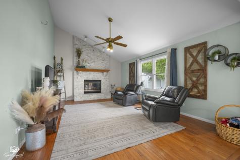 802 Andrea Drive Manhattan IL 60442