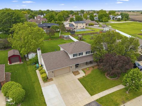 802 Andrea Drive Manhattan IL 60442