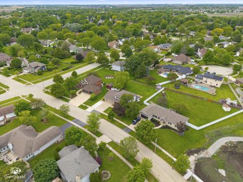 802 Andrea Drive Manhattan IL 60442