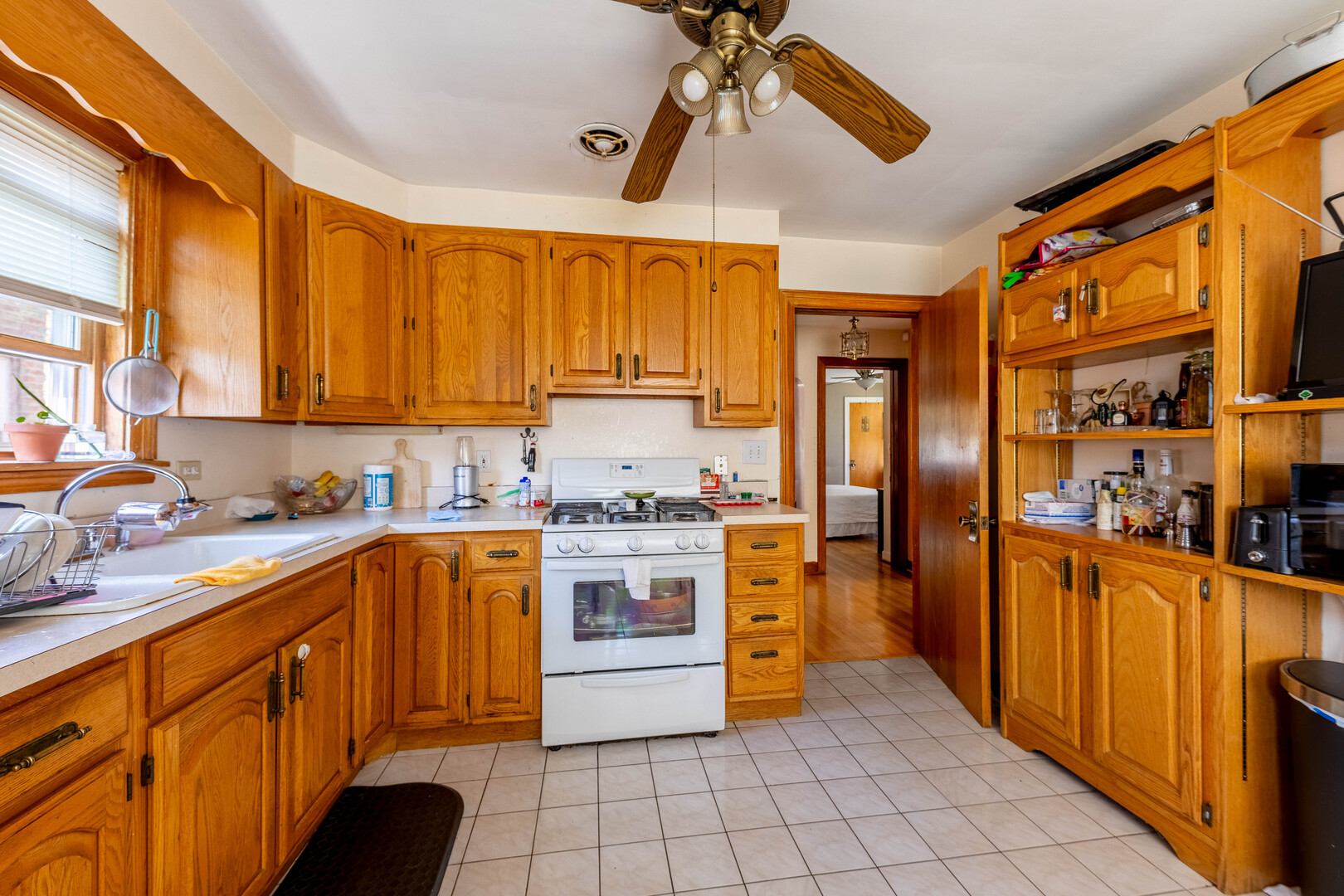 3121 North Normandy Avenue Chicago IL 60634