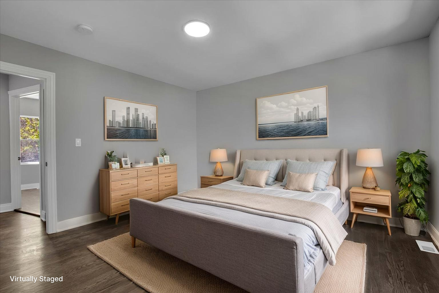 735 East 105th Street Chicago IL 60628