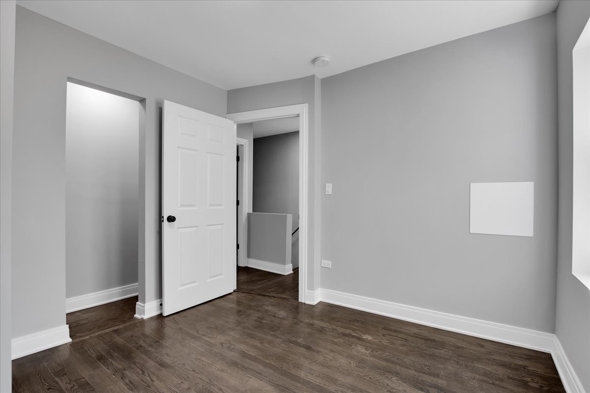 735 East 105th Street Chicago IL 60628