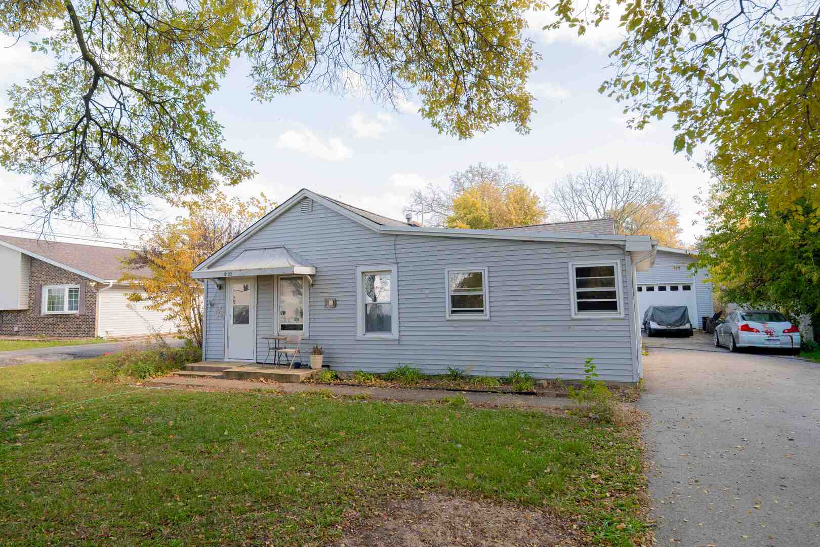 1225 South Lawler Avenue Lombard IL 60148