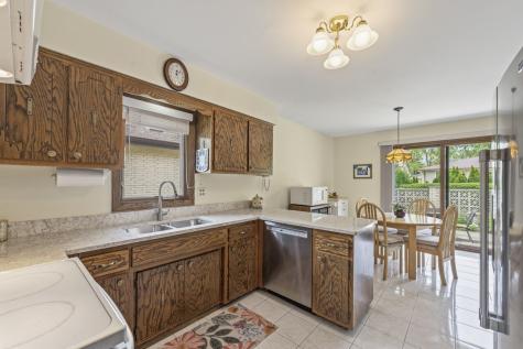 404 South Helena Avenue Mount Prospect IL 60056