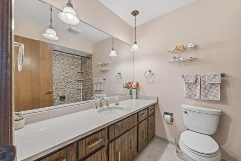 404 South Helena Avenue Mount Prospect IL 60056
