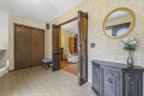 404 South Helena Avenue Mount Prospect IL 60056