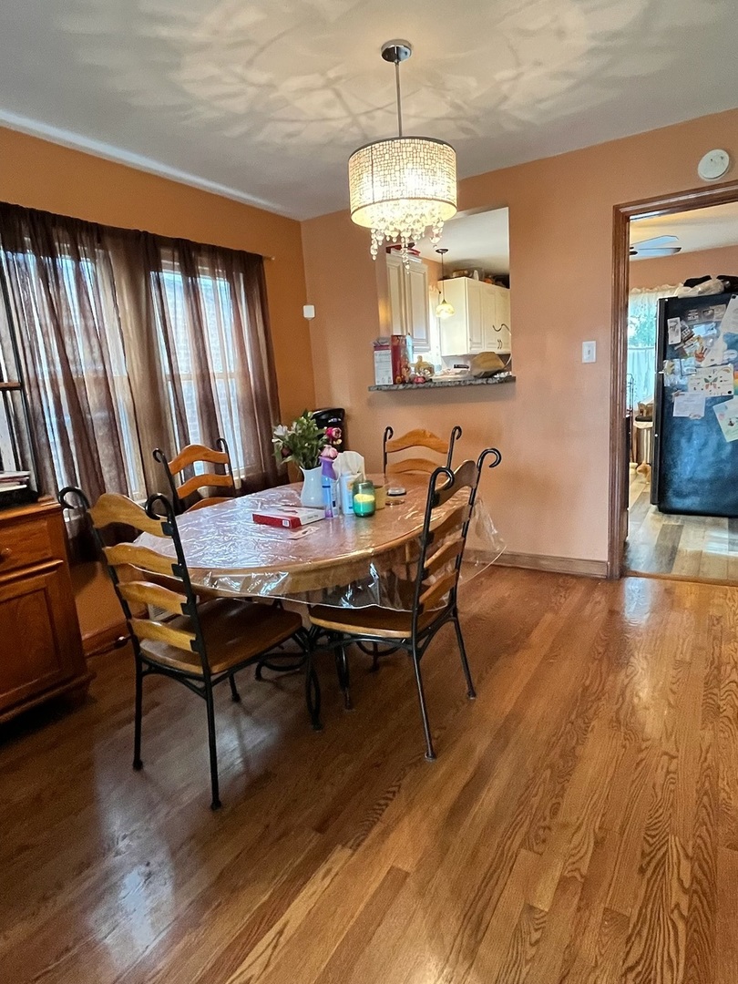 6822 South Kenneth Avenue Chicago IL 60629