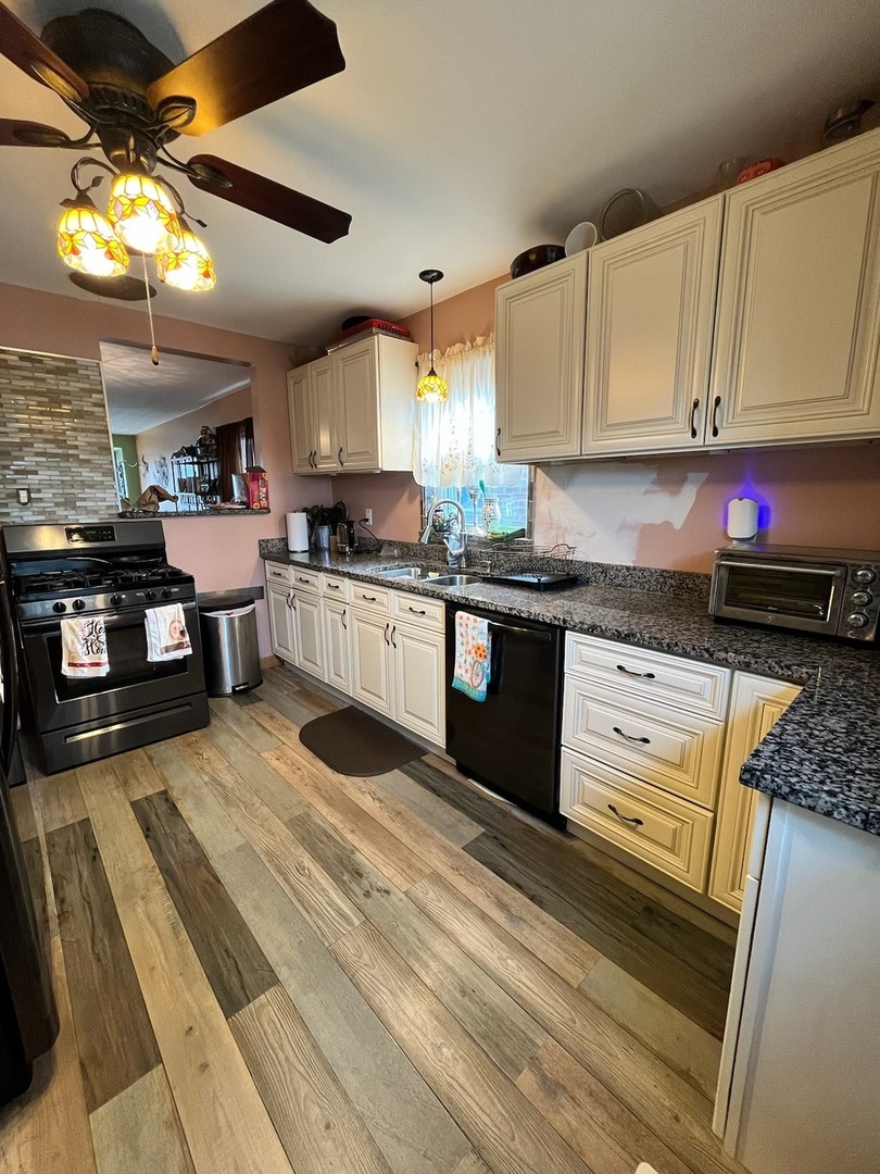 6822 South Kenneth Avenue Chicago IL 60629