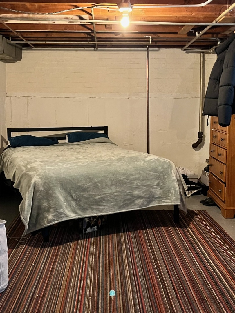 6822 South Kenneth Avenue Chicago IL 60629