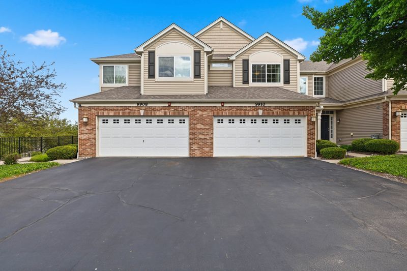 9910 Williams Drive Huntley IL 60142