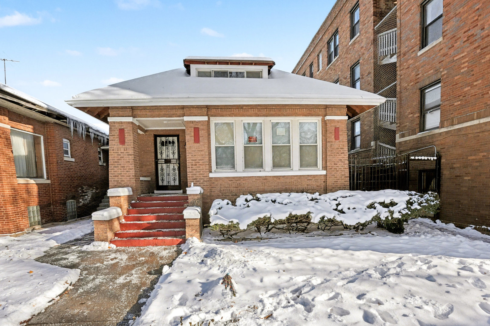 7449 South Bennett Avenue Chicago IL 60649