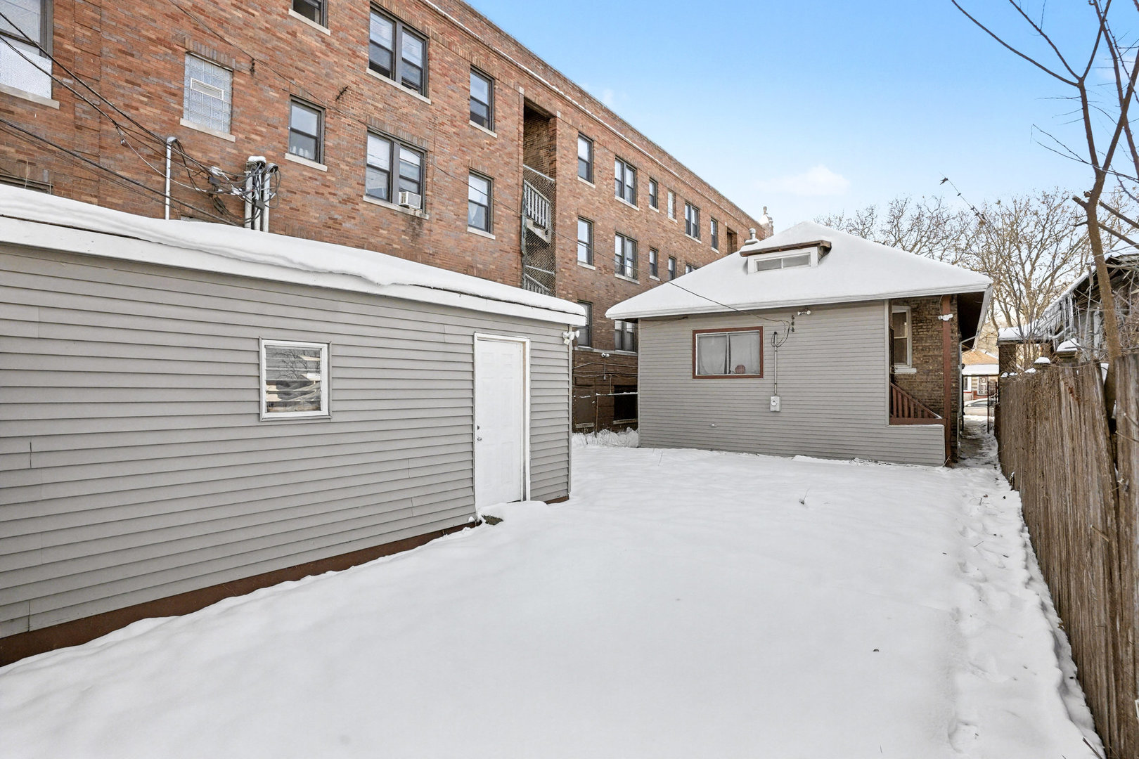 7449 South Bennett Avenue Chicago IL 60649