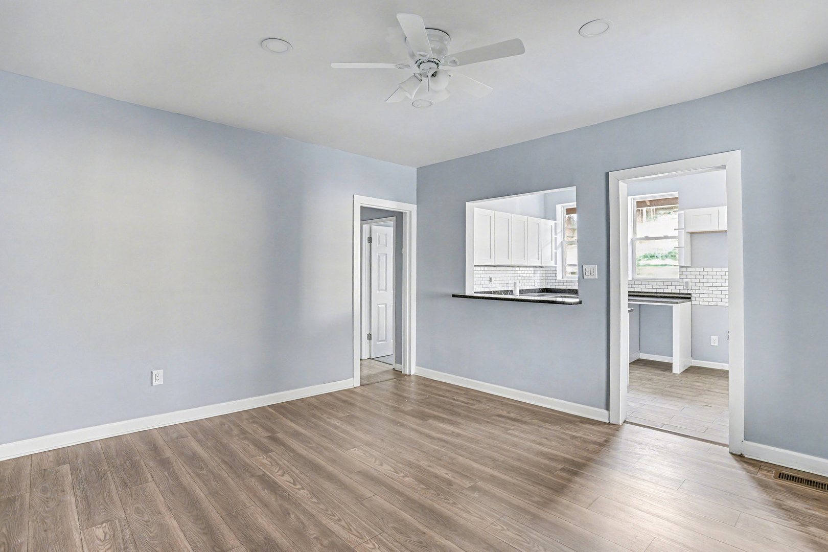 7449 South Bennett Avenue Chicago IL 60649