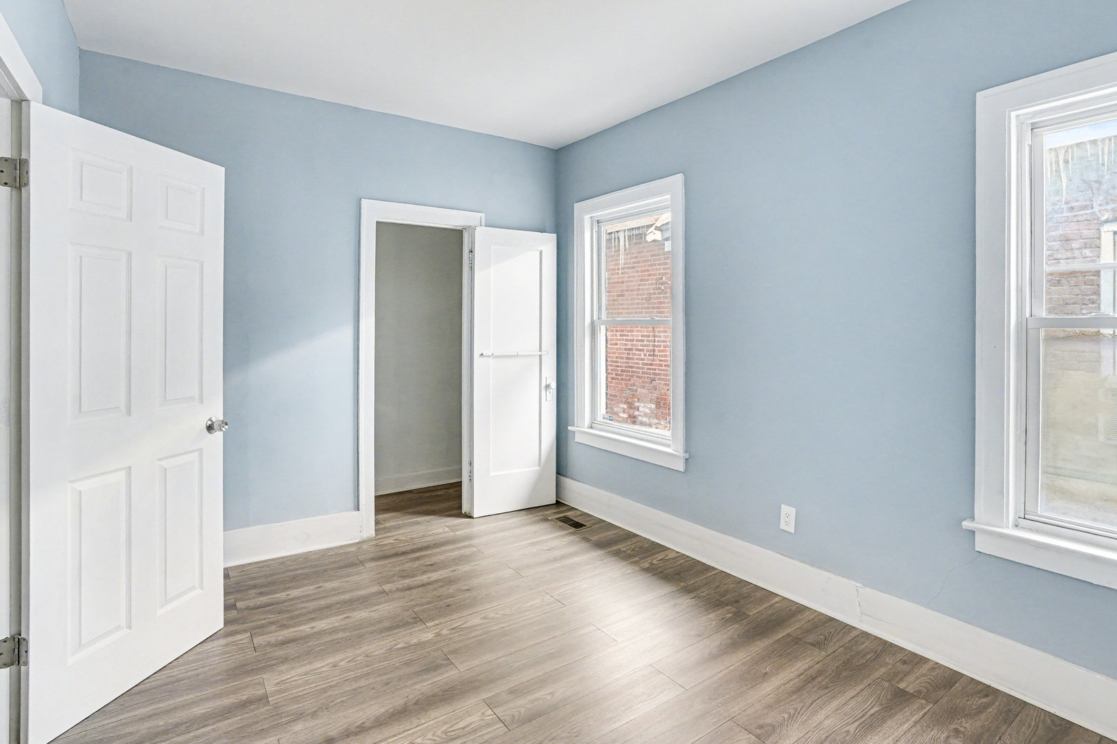 7449 South Bennett Avenue Chicago IL 60649
