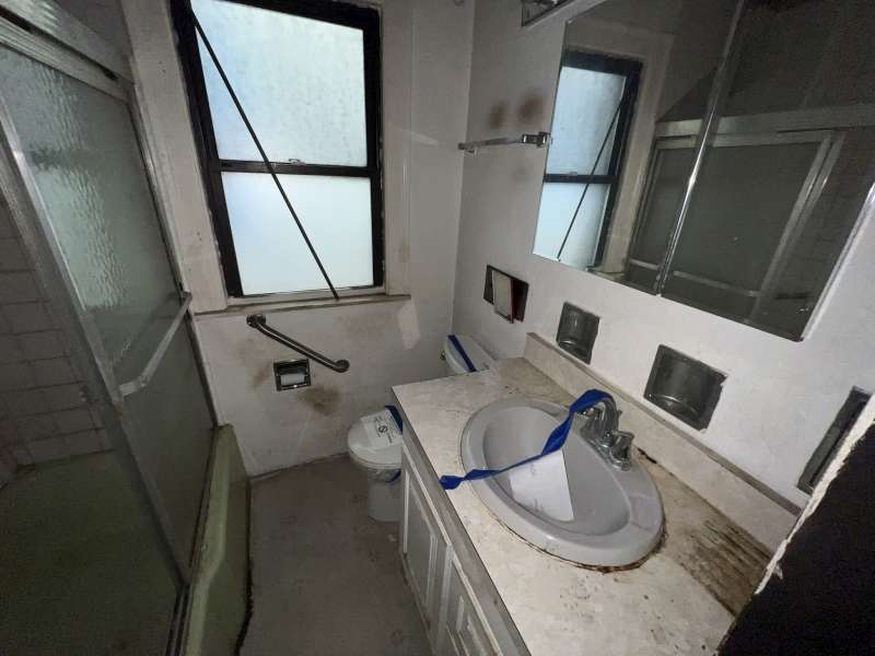 7022 South Kimbark Avenue Chicago IL 60637