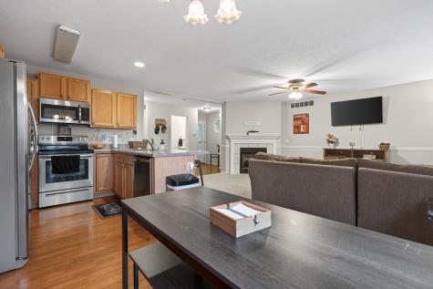 905 Taylor Lane Leroy IL 61752
