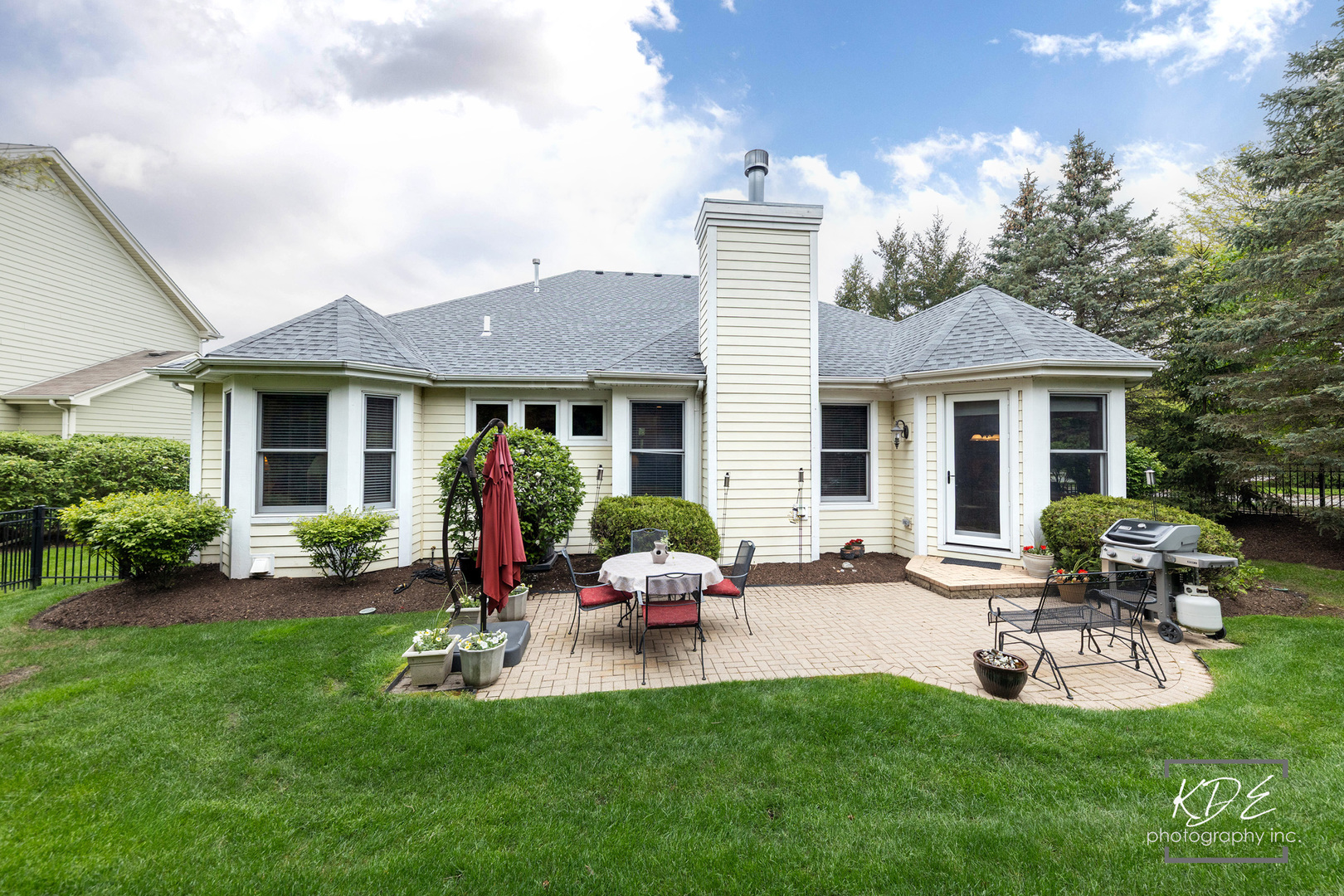 2701 West Walnut Court Woodridge IL 60517
