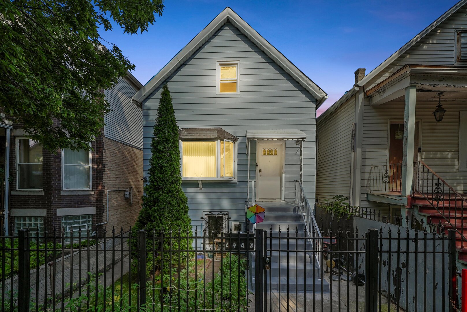 4943 South Marshfield Avenue Chicago IL 60609