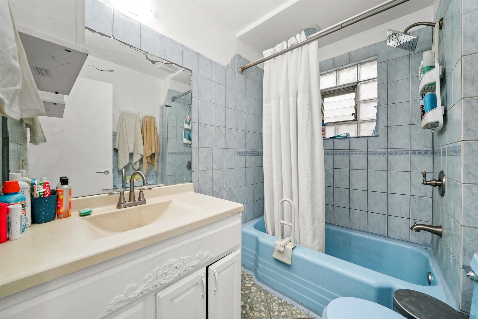 4943 South Marshfield Avenue Chicago IL 60609