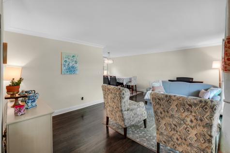 459 Sussex Court Buffalo Grove IL 60089
