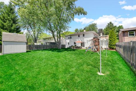 459 Sussex Court Buffalo Grove IL 60089
