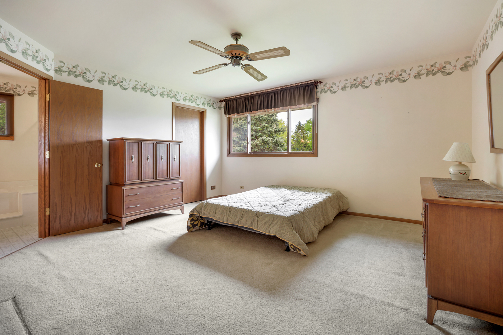 1281 Tracie Drive Lake Zurich IL 60047