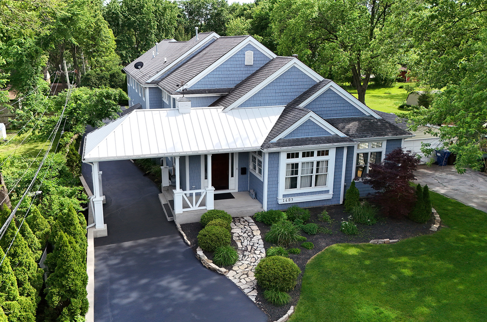 1605 187TH Street Homewood IL 60430