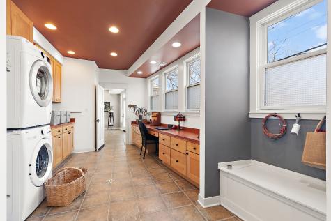 1605 187TH Street Homewood IL 60430