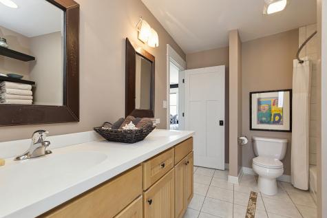1605 187TH Street Homewood IL 60430