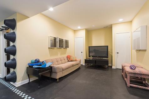 1605 187TH Street Homewood IL 60430