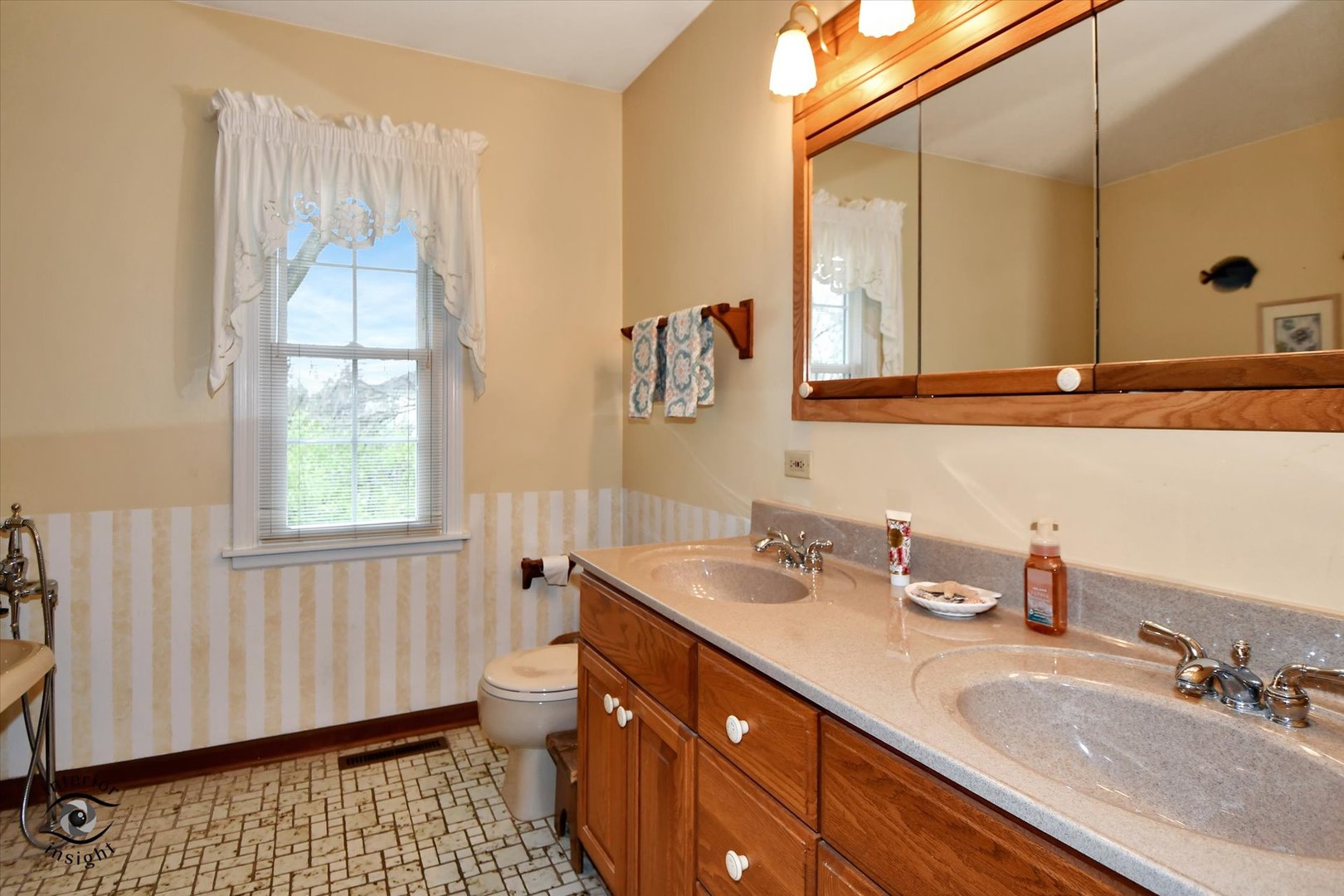 25W735 White Birch Court Wheaton IL 60189