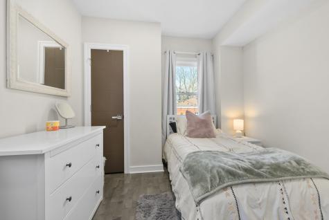 10459 South Troy Street Chicago IL 60655