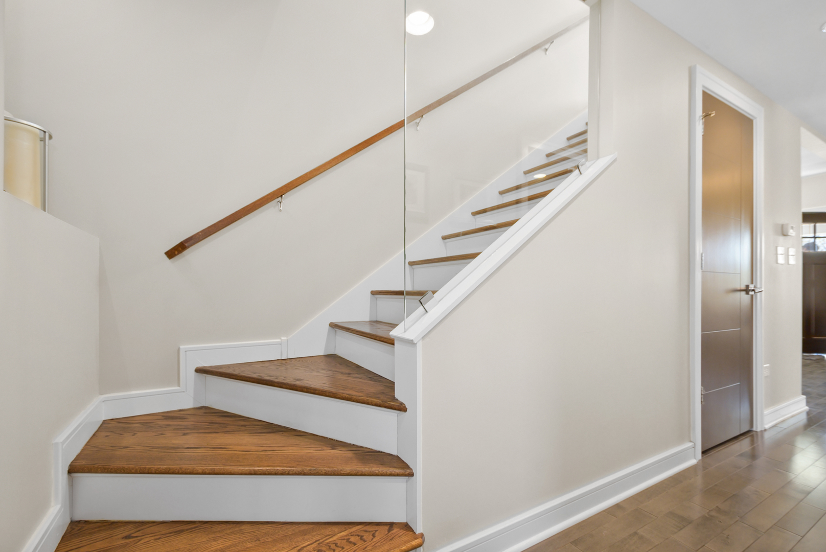 10459 South Troy Street Chicago IL 60655
