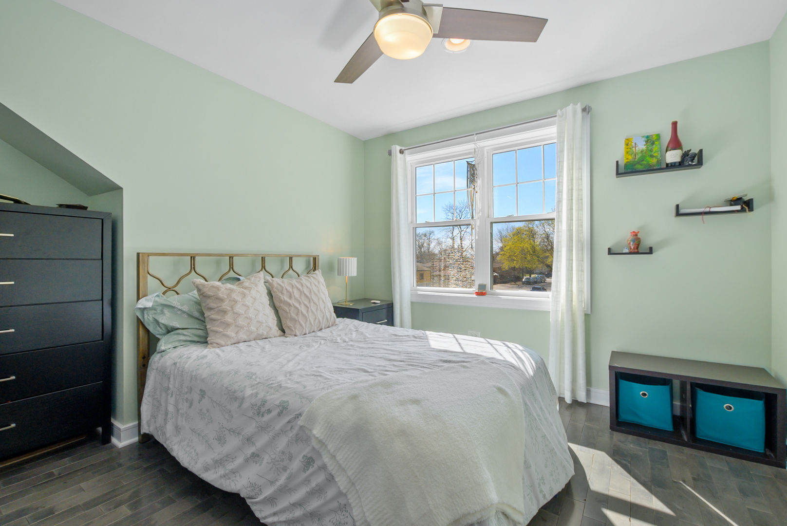 10459 South Troy Street Chicago IL 60655