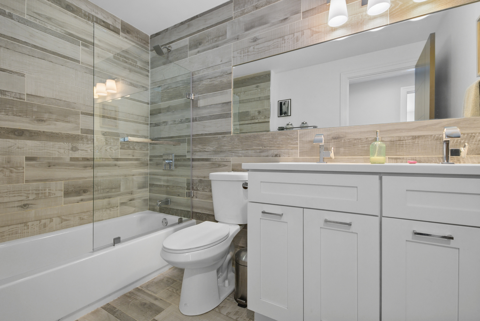10459 South Troy Street Chicago IL 60655