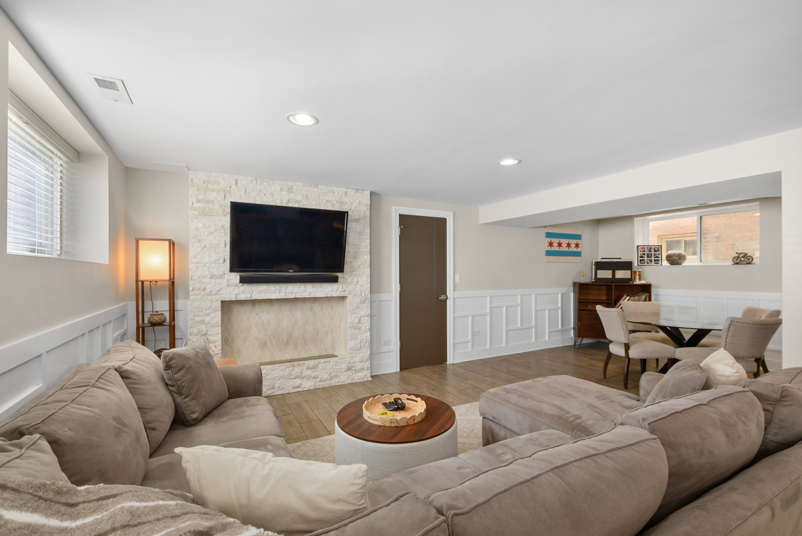 10459 South Troy Street Chicago IL 60655